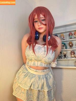 Upminaa photo #0208