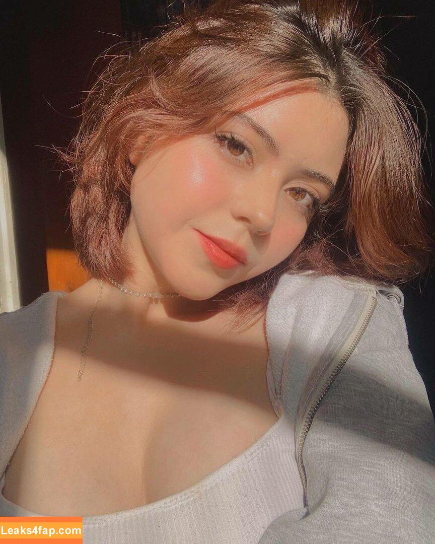 Vaniasse / vanesssa leaked photo photo #0017
