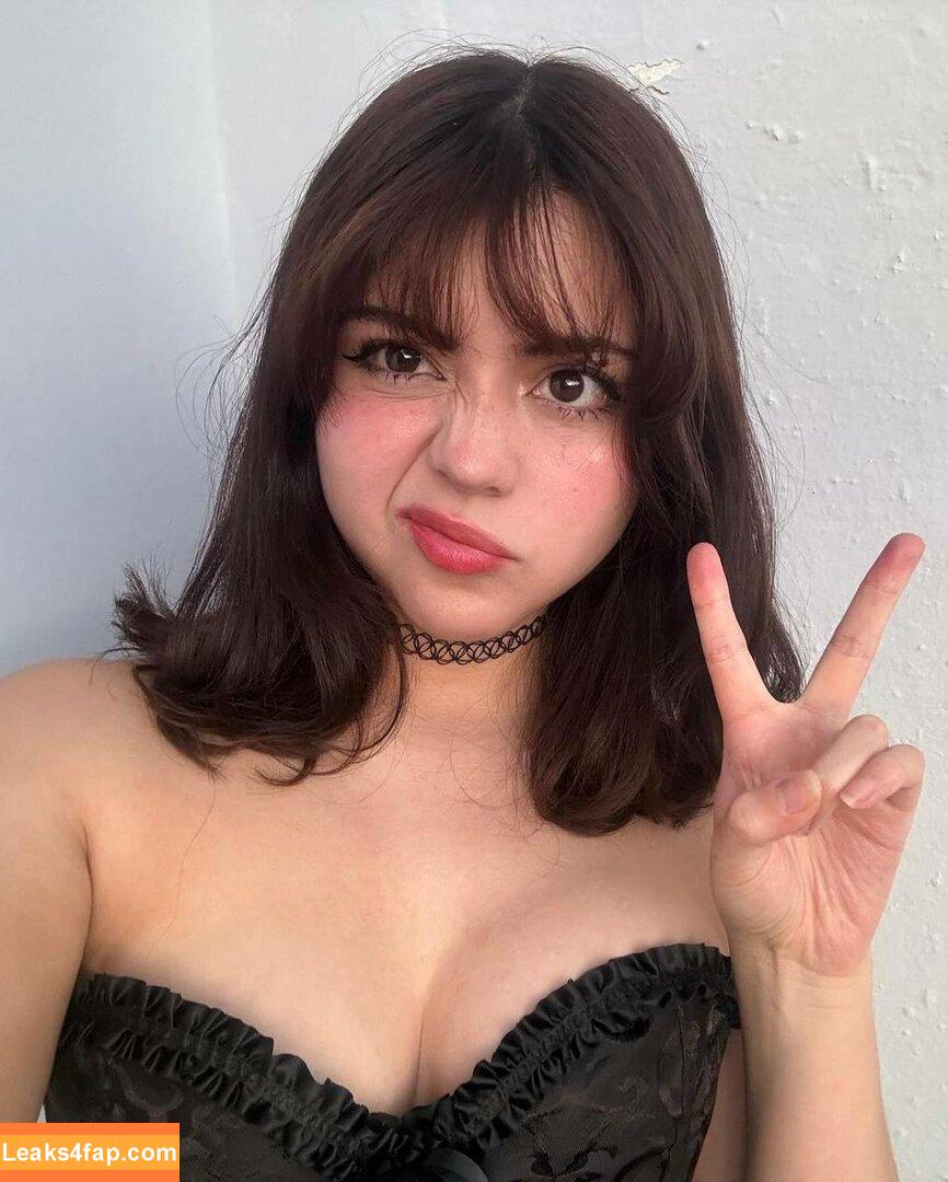 Vaniasse / vanesssa leaked photo photo #0042