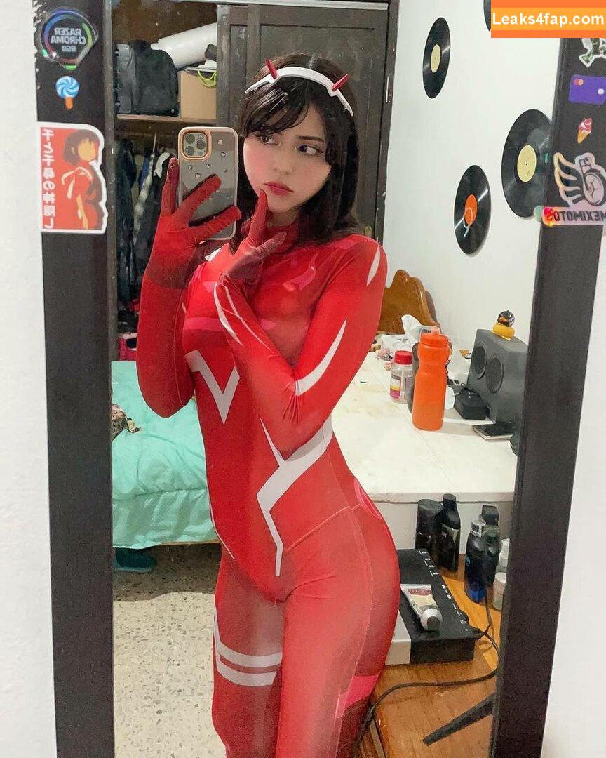 Vaniasse / vanesssa leaked photo photo #0063