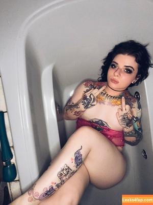 vermillionvixen photo #0003