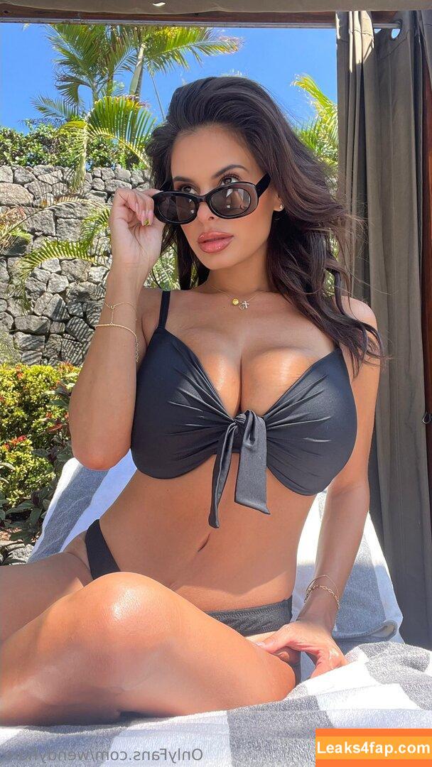 wendyfiore /  leaked photo photo #0024