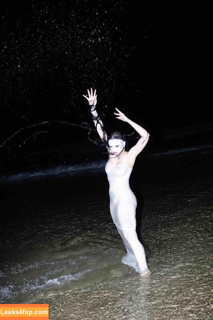 Zheani /  leaked photo photo #0001