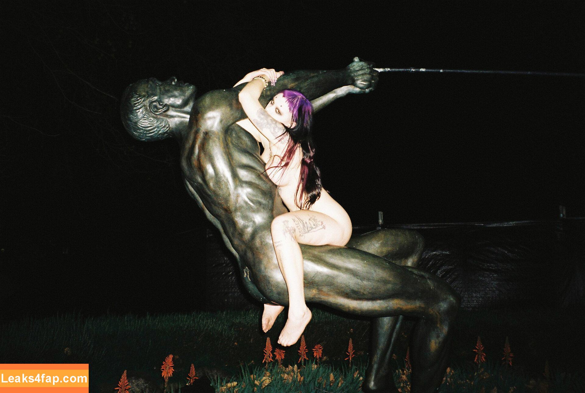 Zheani /  leaked photo photo #0005