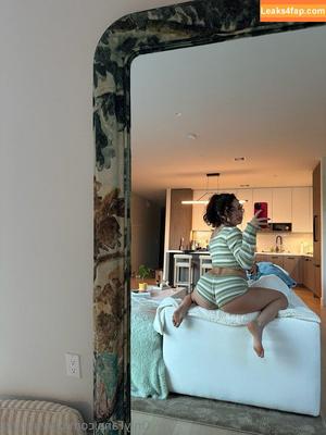 playgirlcris photo #0007