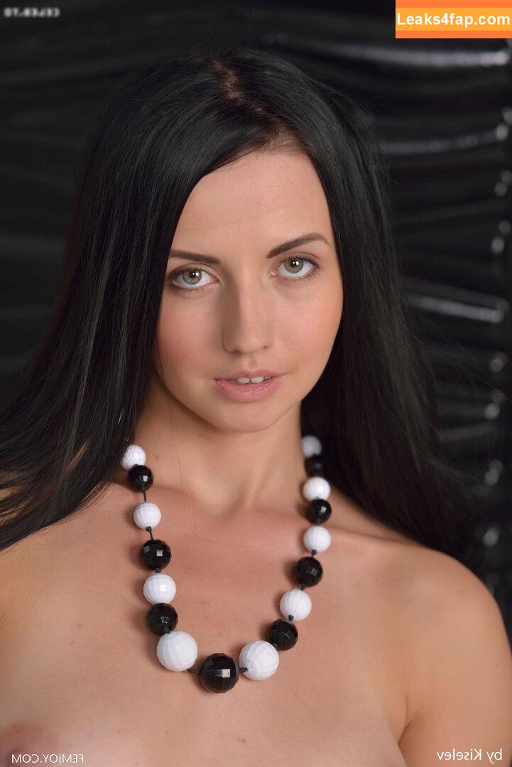 5038 /  leaked photo photo #0421