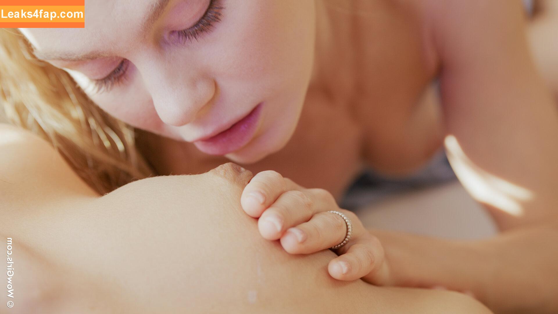 5038 /  leaked photo photo #1048