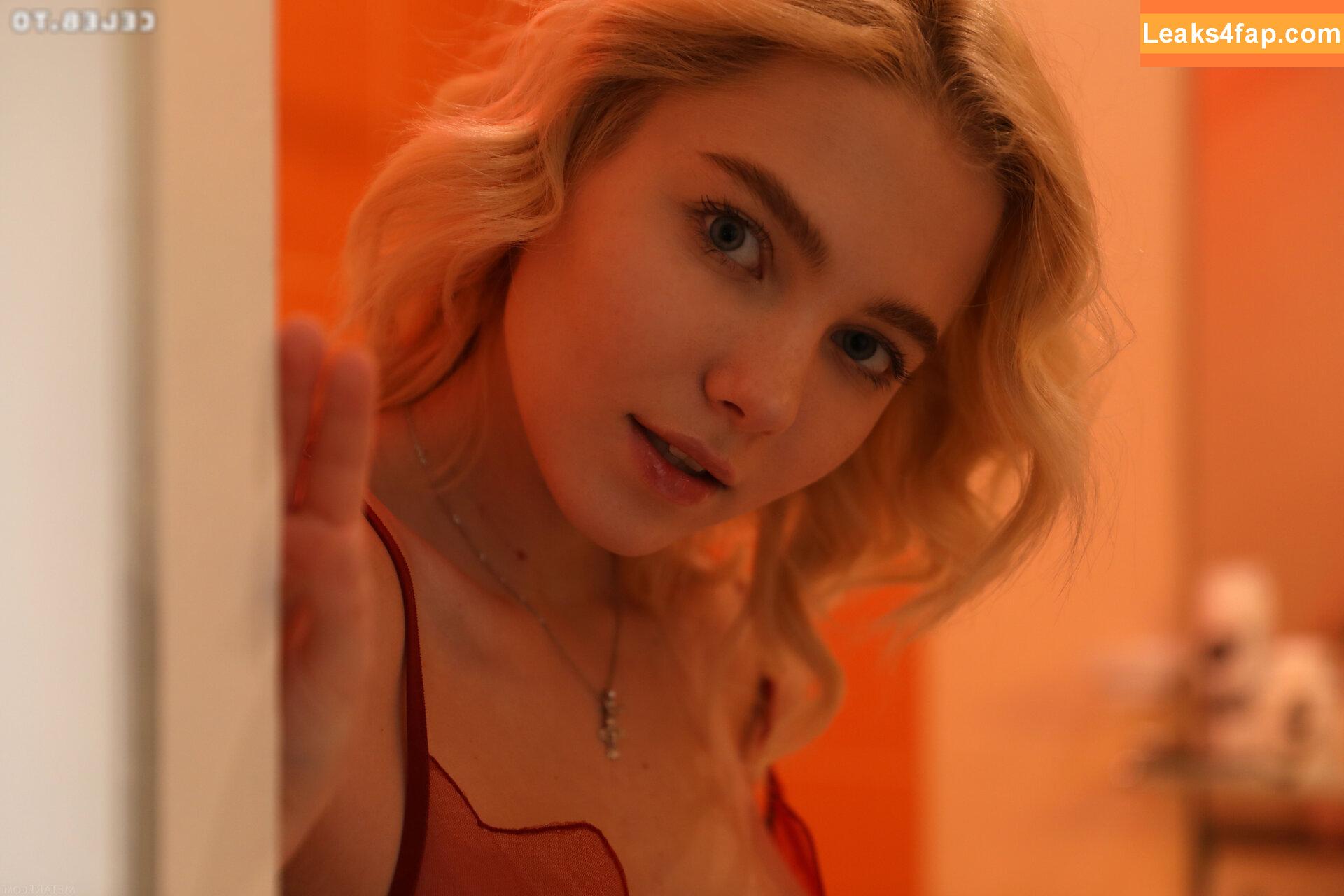 5038 /  leaked photo photo #2094