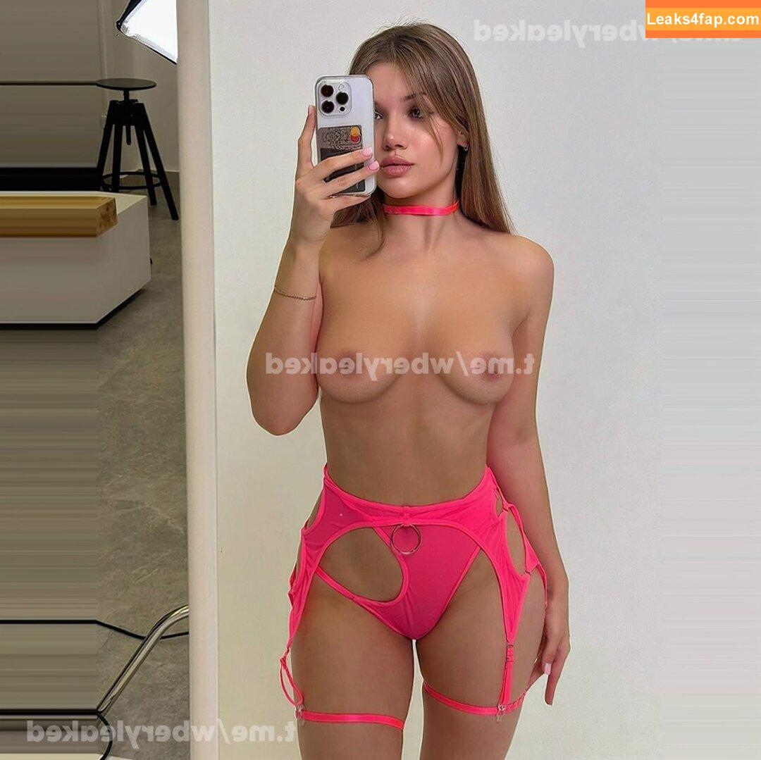 W.bery / w.bery2 / wbery / wbery2 leaked photo photo #0017