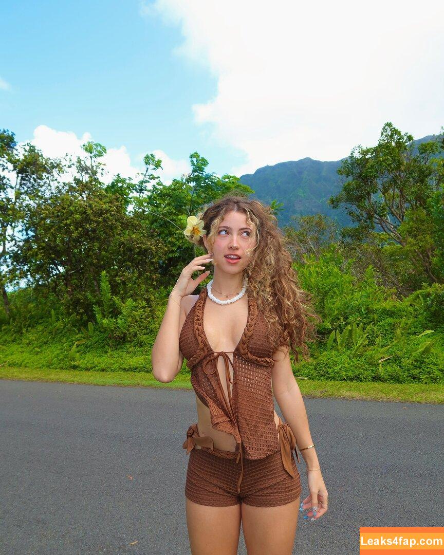 Janicee.janicee / catalinasof leaked photo photo #0005