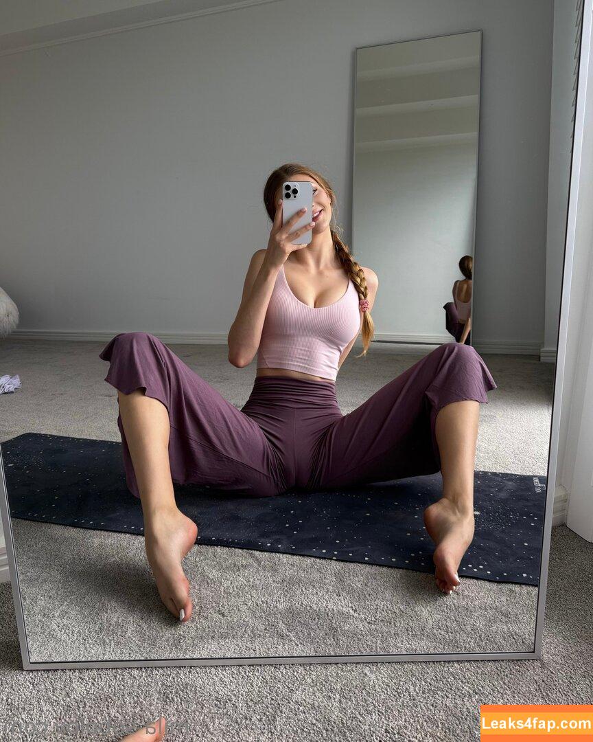 milakittenx / milaafterdark / milasobolov / milasobolovfree leaked photo photo #0008