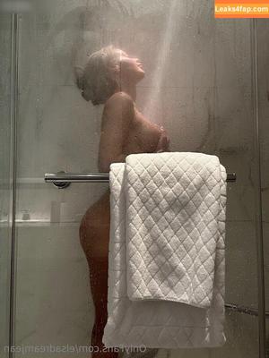 Elsa Jean фото #0247