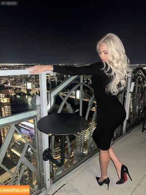 Elsa Jean фото #0496