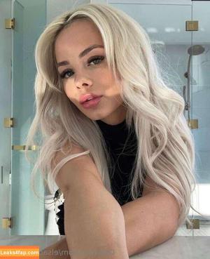 Elsa Jean photo #0593