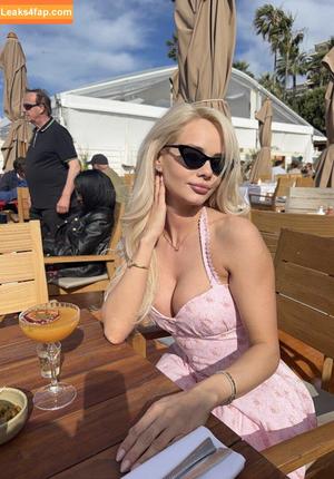 Elsa Jean фото #0927
