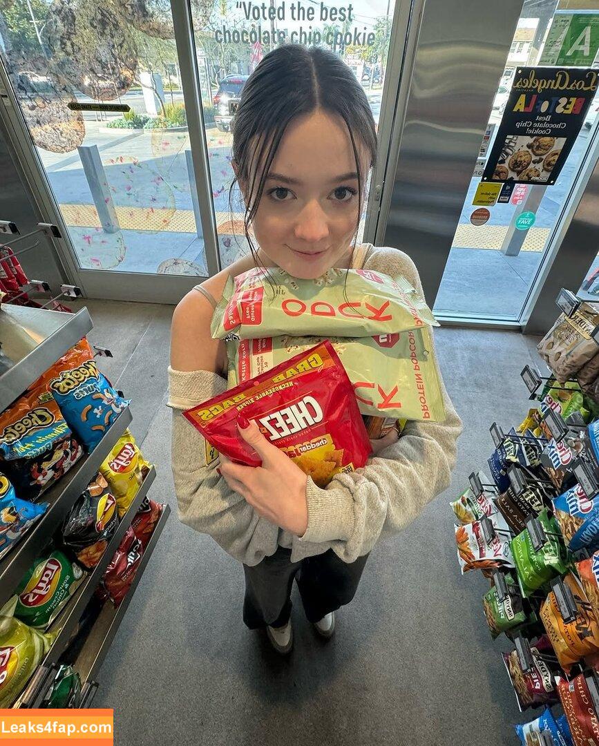 caitlinerinoneill / heyitsapril leaked photo photo #0001