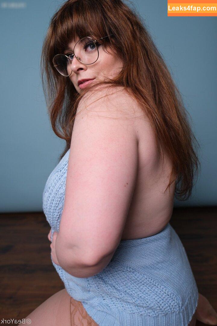 Bea York / https: / ubeayork leaked photo photo #0004