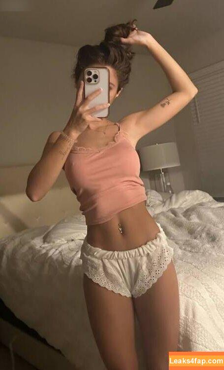 Janicee.janicee / catalinasof leaked photo photo #0019