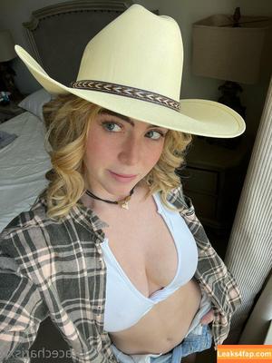Grace Charis photo #0087