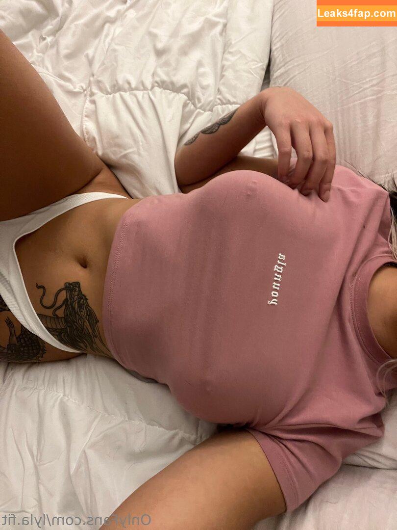 lyla.fit /  leaked photo photo #0010
