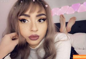 AngelMelly photo #0042