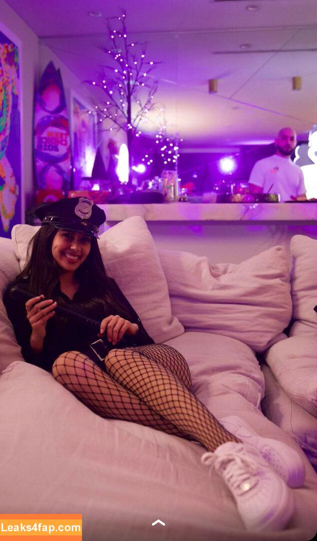 Caryn Marjorie / cutiecaryn / marjikarp leaked photo photo #0058