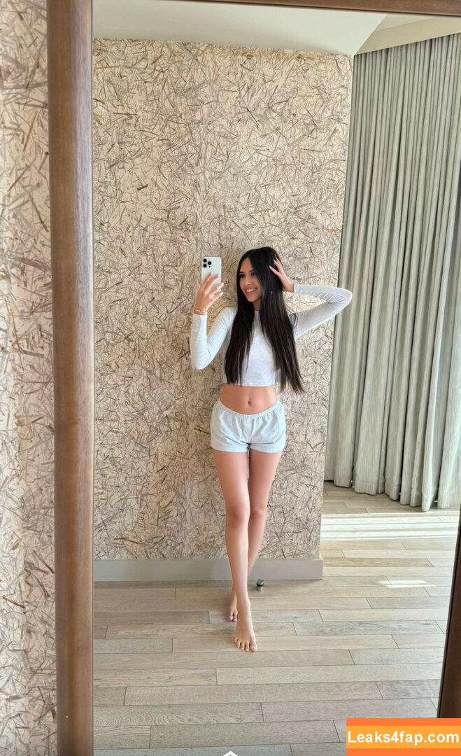 Caryn Marjorie / cutiecaryn / marjikarp leaked photo photo #0190