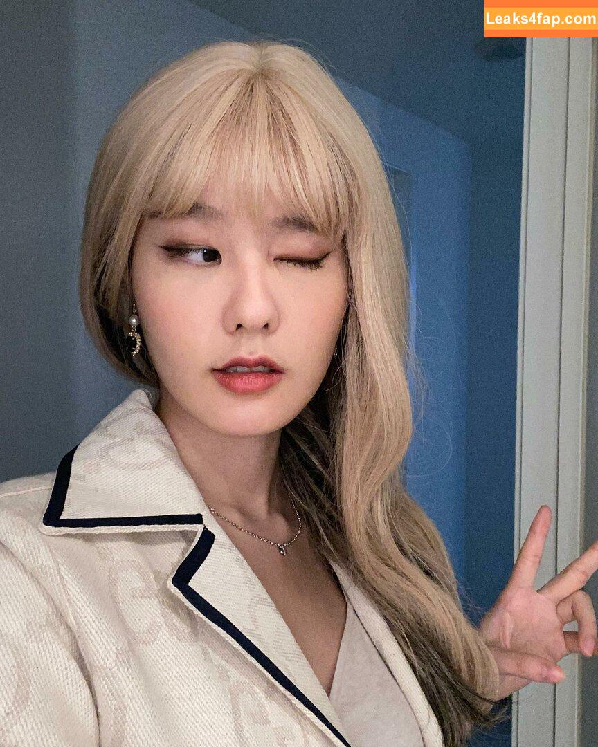 39daph /  leaked photo photo #0011