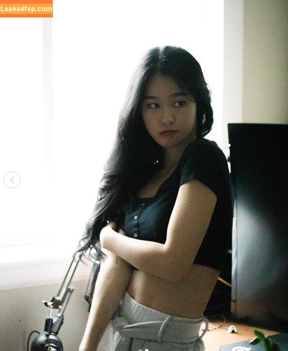 39daph /  leaked photo photo #0033