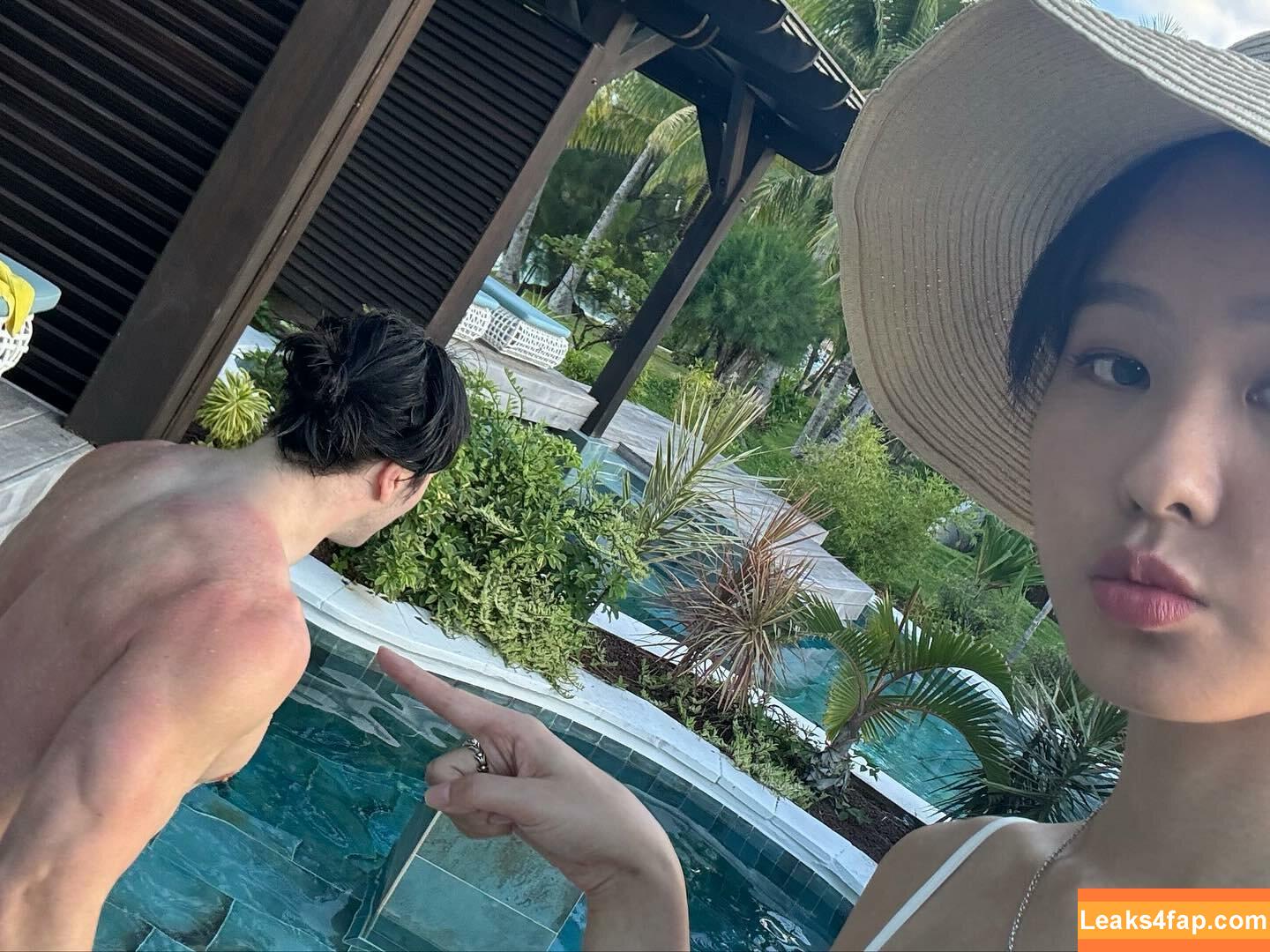 39daph /  leaked photo photo #0098