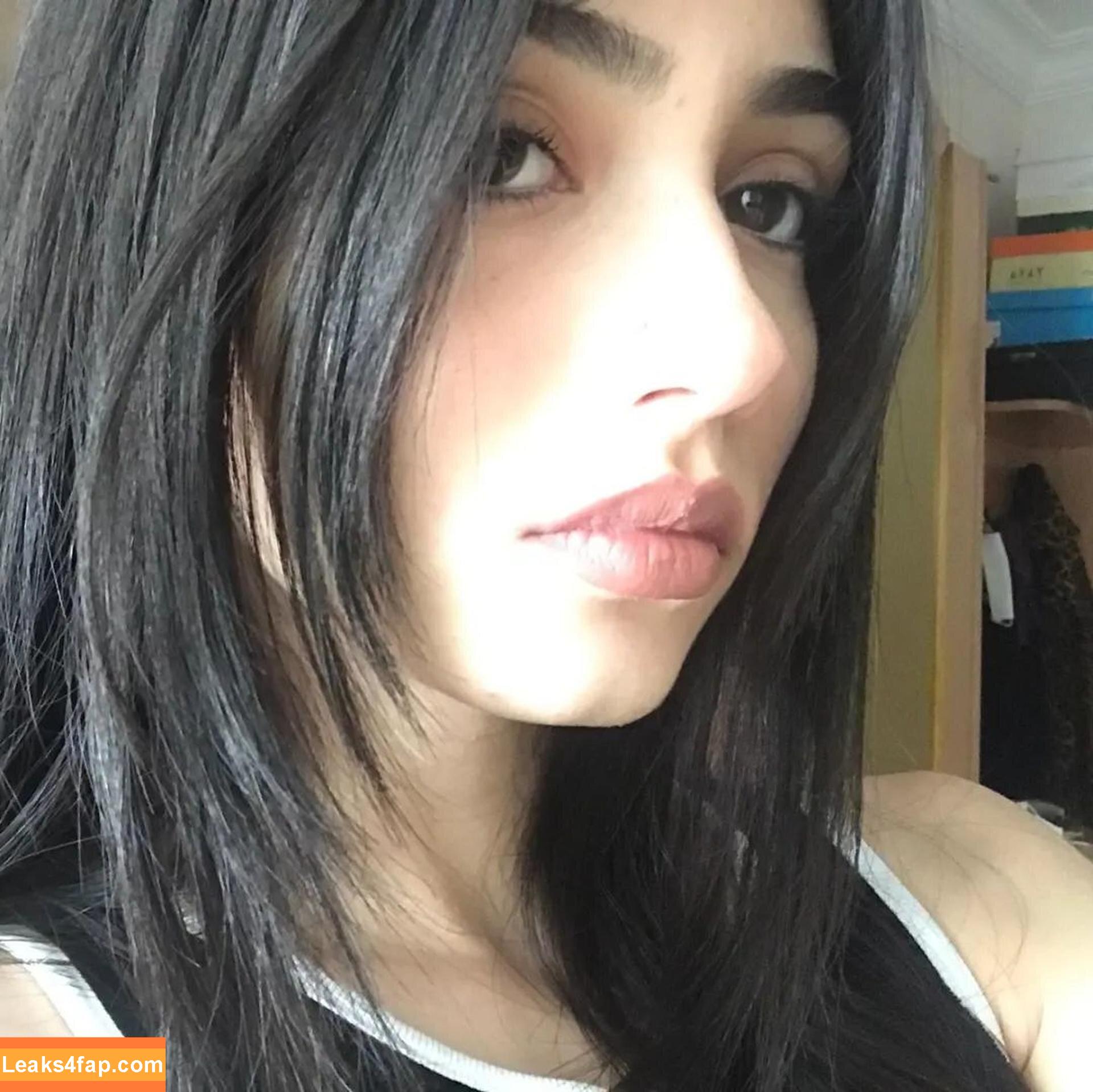 Alya Vural /  leaked photo photo #0009