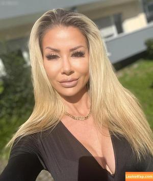 Anna Katharina photo #0005