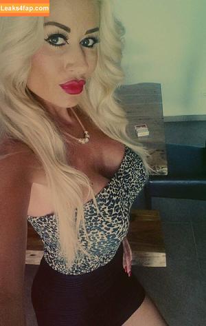 Anna Katharina photo #0013