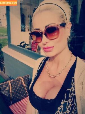 Anna Katharina photo #0022