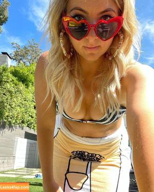 Annie Lederman photo #0008