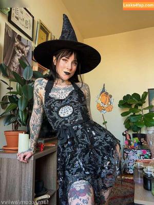 Awlivv photo #0166