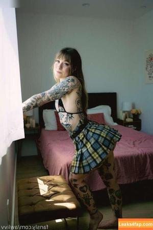 Awlivv photo #0217