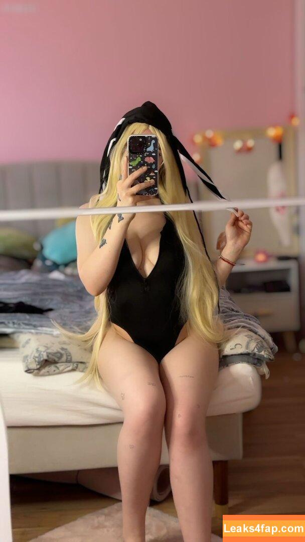 Blossom.prinxess /  leaked photo photo #0004