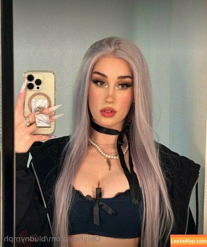 bludnymph /  leaked photo photo #0002