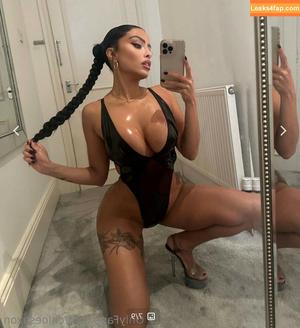 Chloe Saxon photo #0050