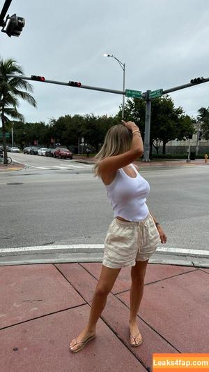 Corinna Kopf photo #0078