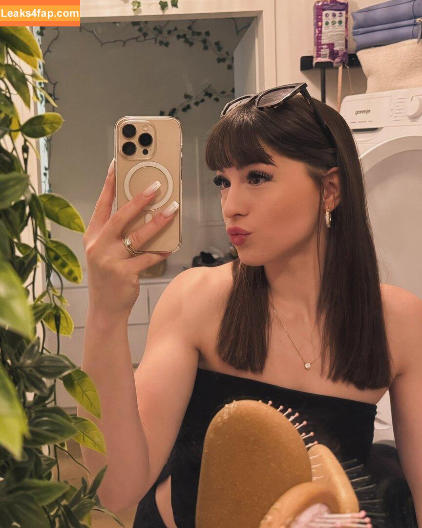 cuteetracy / tracy_racyy leaked photo photo #0002