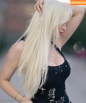 danielledenicola photo #0018