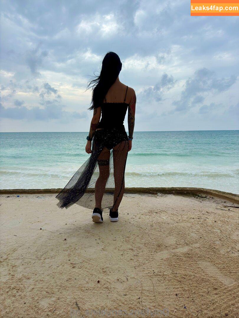 Elina_mj / elina_mj.official leaked photo photo #0012