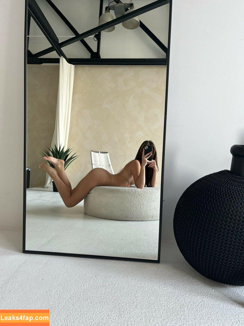 Emily Levy / Emmm20 / Emmm21 / emily_levy leaked photo photo #0003
