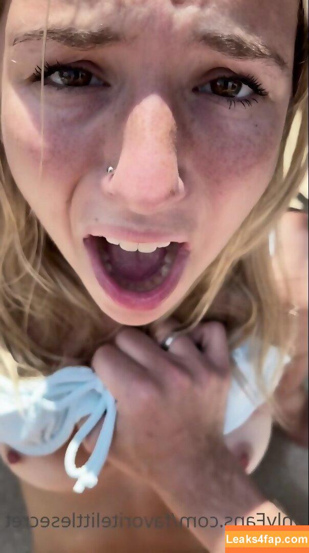 favoritelittlesecret / ambiebambii__ leaked photo photo #0089
