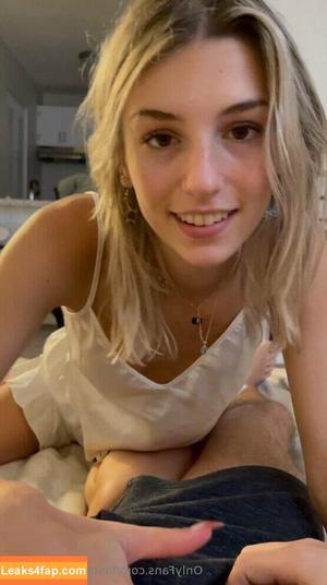 favoritelittlesecret photo #0016