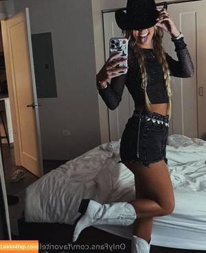 favoritelittlesecret photo #0053