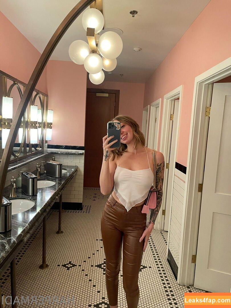 harpermadi / harpermadi_ / harpermadisfw leaked photo photo #0001