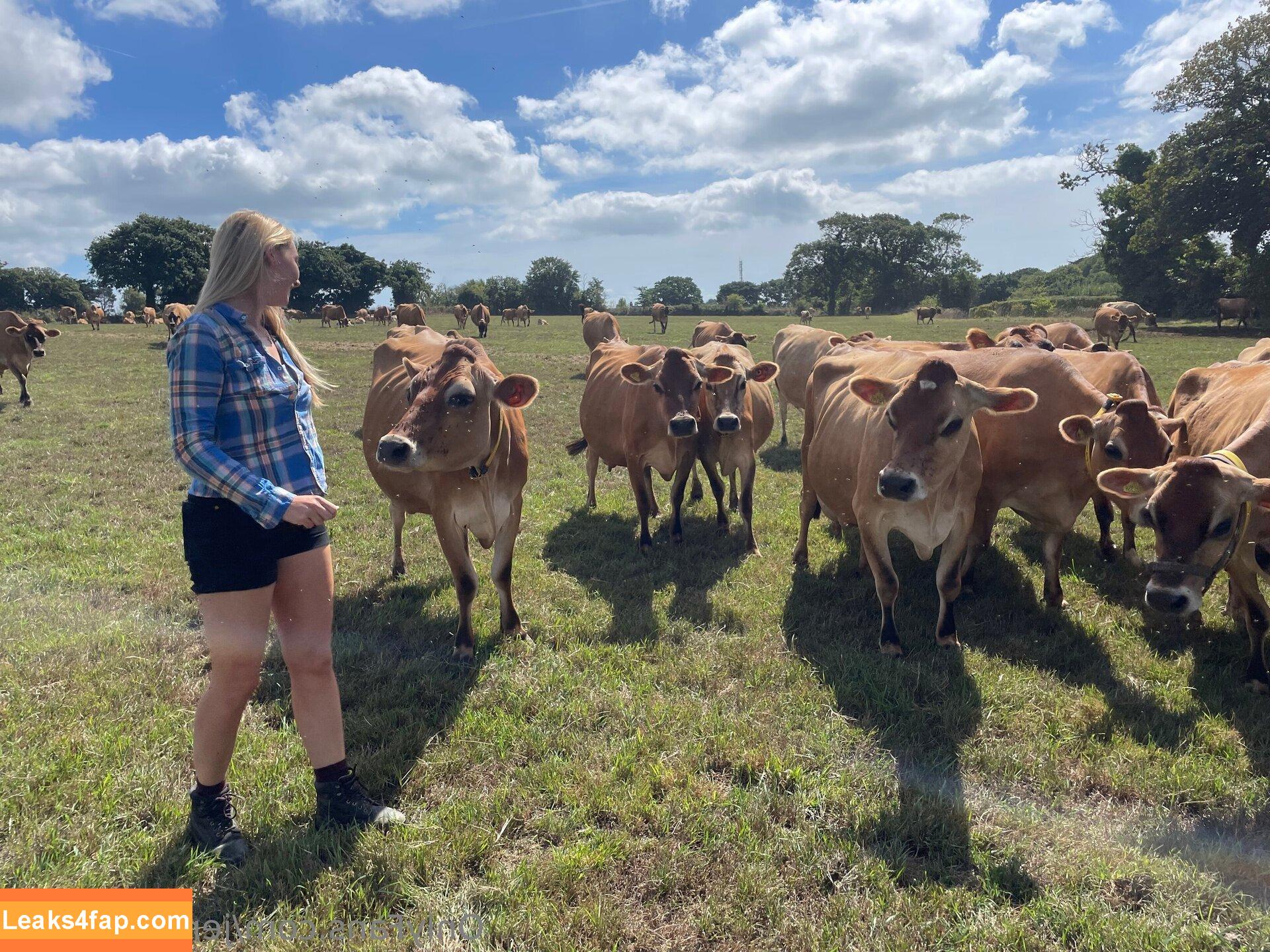 jerseycowgirl /  leaked photo photo #0003